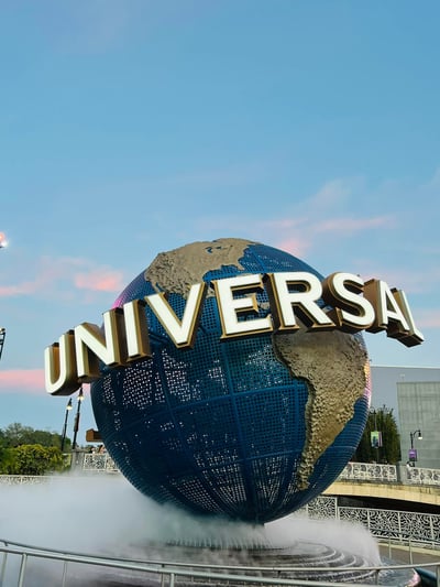 Universal-1